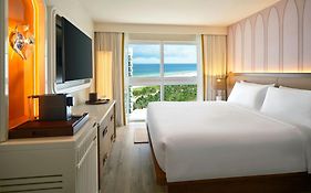 Royal Palm South Beach Miami, A Tribute Portfolio Resort